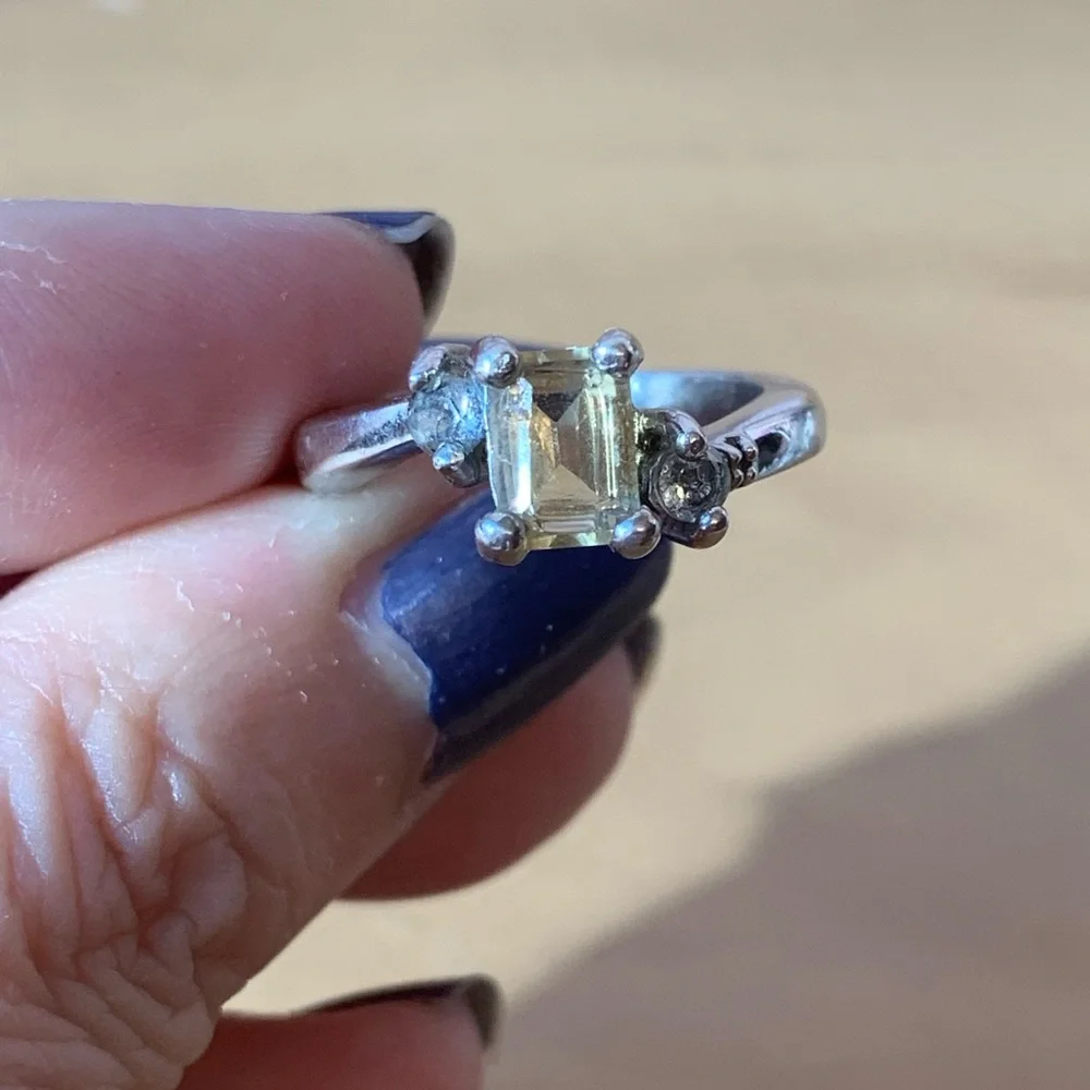 VINTAGE YELLOW PASTE STONE RING 925 STERLING SILVER